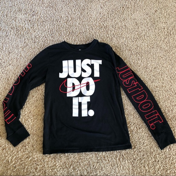 Nike Other - Nike long sleeve size small black red white